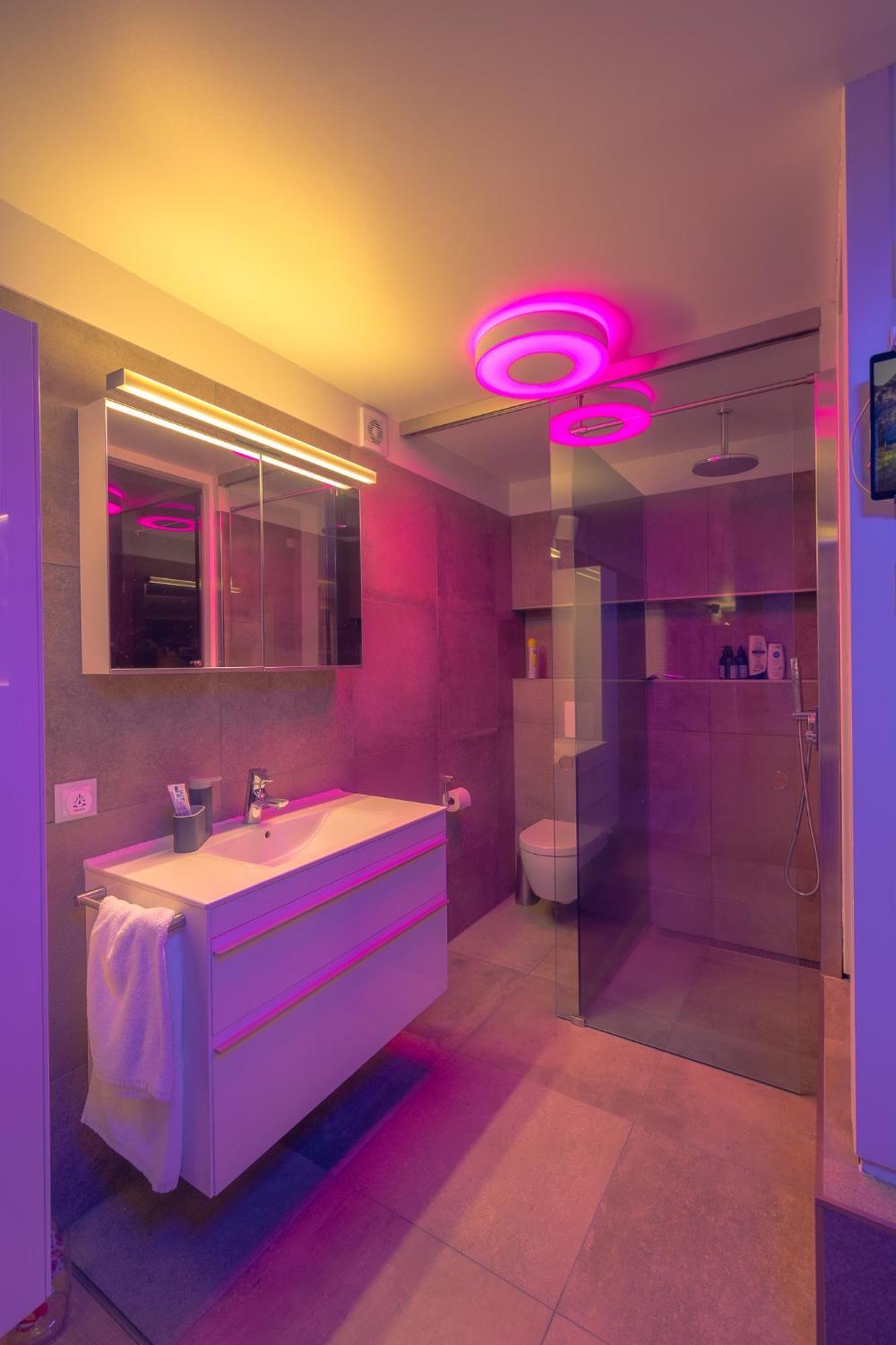 Smart Luxury - Private Gym, Hot Tub & Sauna Keflavik Exterior photo